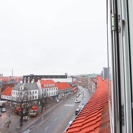Апартаменты Light 76 Sqm On Main Road Vesterbro 42